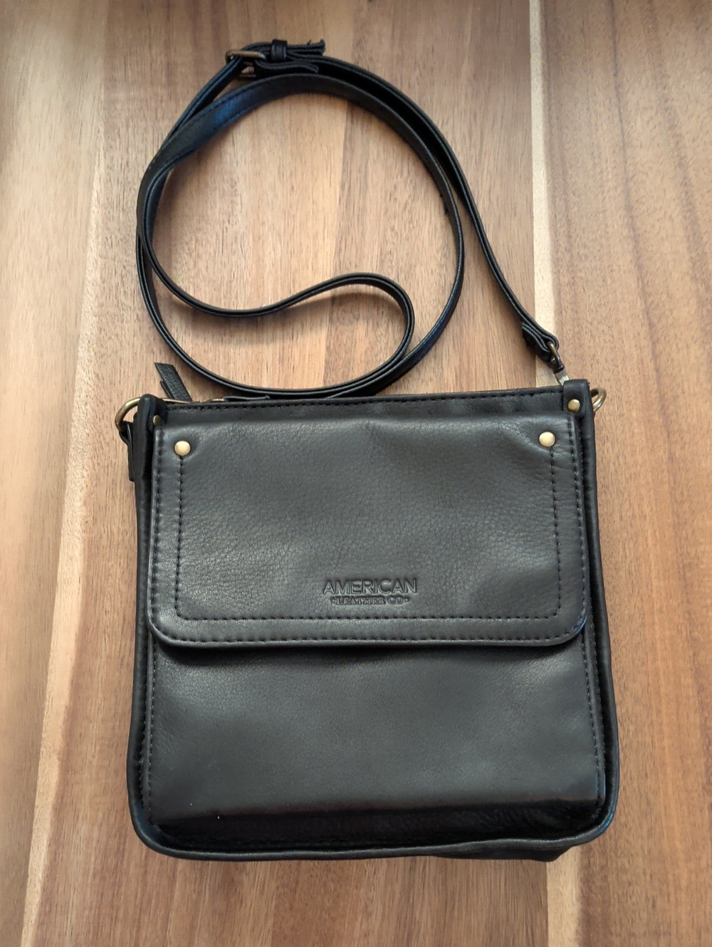 American Leather Co. Black Kansas Crossbody Bag – Genuine Leather
